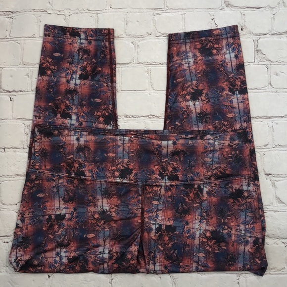 Burton Dryride Midweight Baselayer Capri Leggings Floral Plaid Sz S - Picture 13 of 16